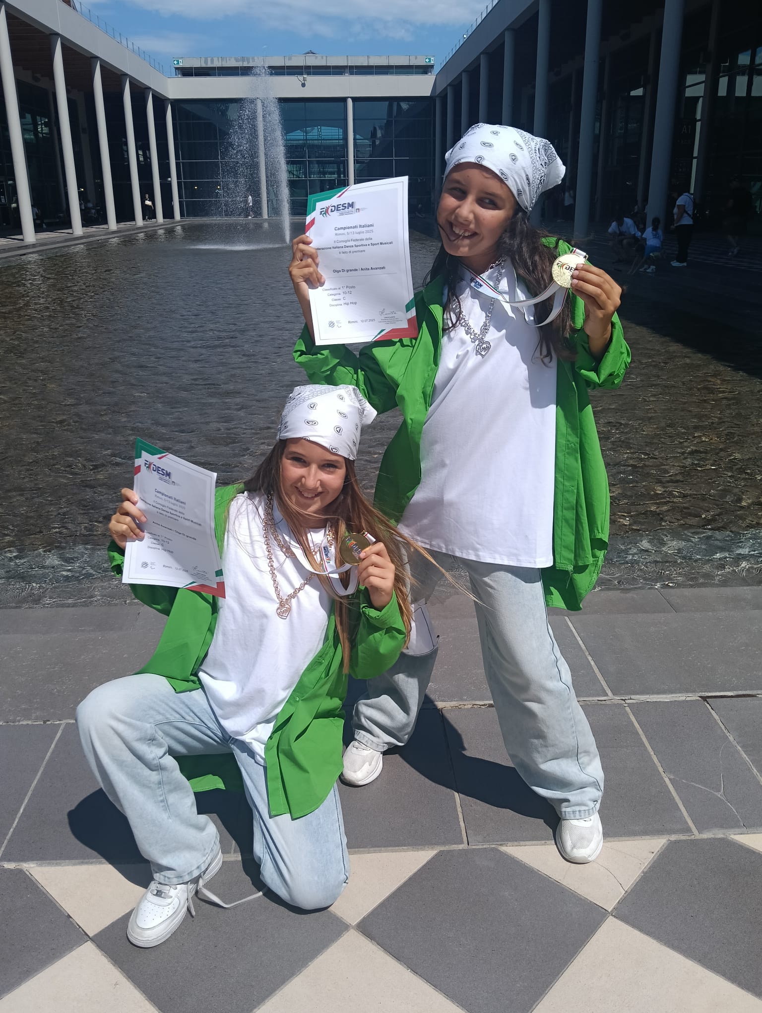 ANITA AVANZATI e DI GRANDE OLGA CAMPIONESSE ITALIANE HIP.HOP DUO 10/12 CLASSE C LIVORNO DANZA MAESTRA FILIPPI