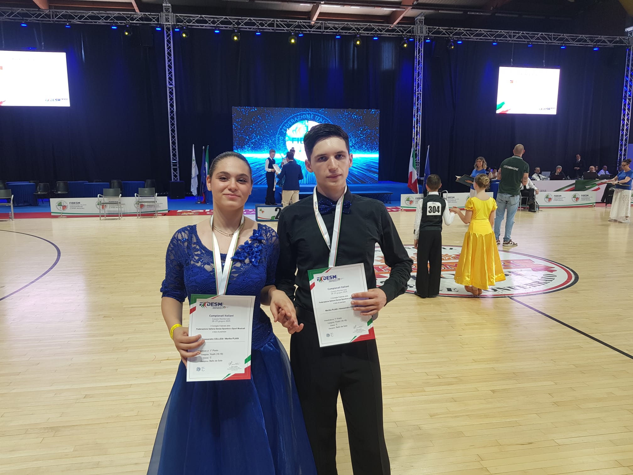 Alessandro Cellesi e Marika Plaia Disciplina: Ballo da sala (Casale Monferrato 29/06) Categoria 16-18 Classe C Se mi aiuti ballo anch'io Medaglia oro