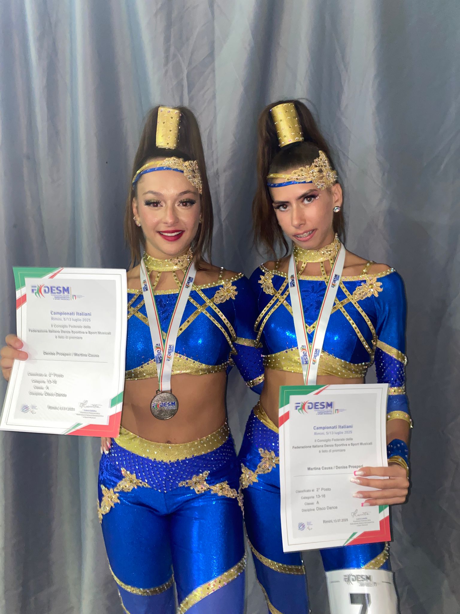 Denise Prosperi e Causa Martina 2 classificate Disco Dance duo 13/16 classe A Italy Dance Village 2.0