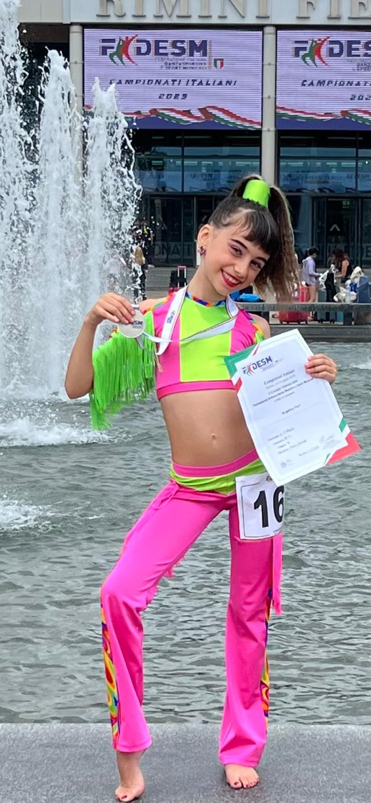 Flori Angelica Disco Dance 8/12 B 2* classificata ODISSEA 2001
