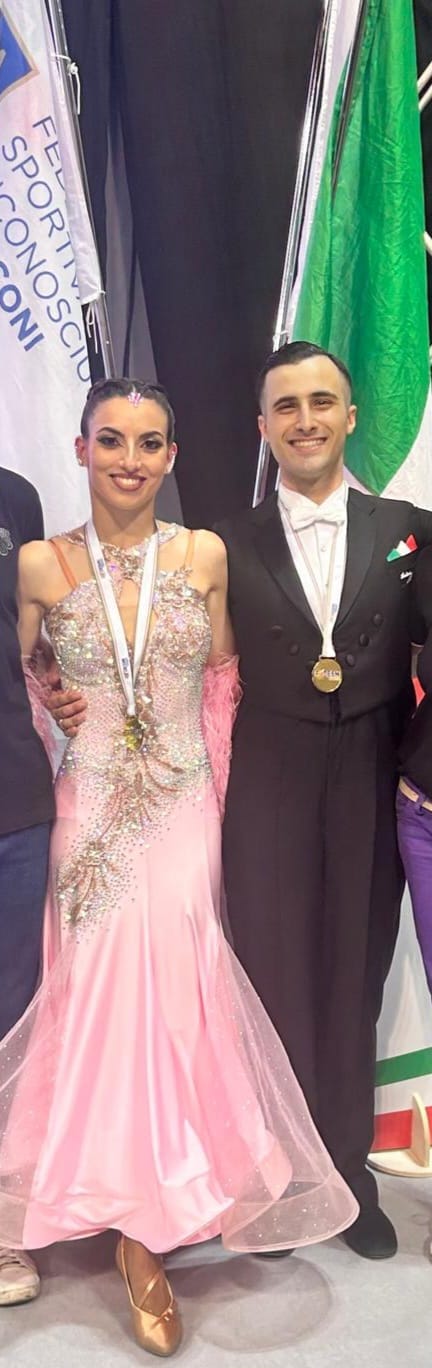 Gallipani Vincenzo e Galletti Elena Primi classificati 19/ 34 A2 Standard Asd Daisy Dance