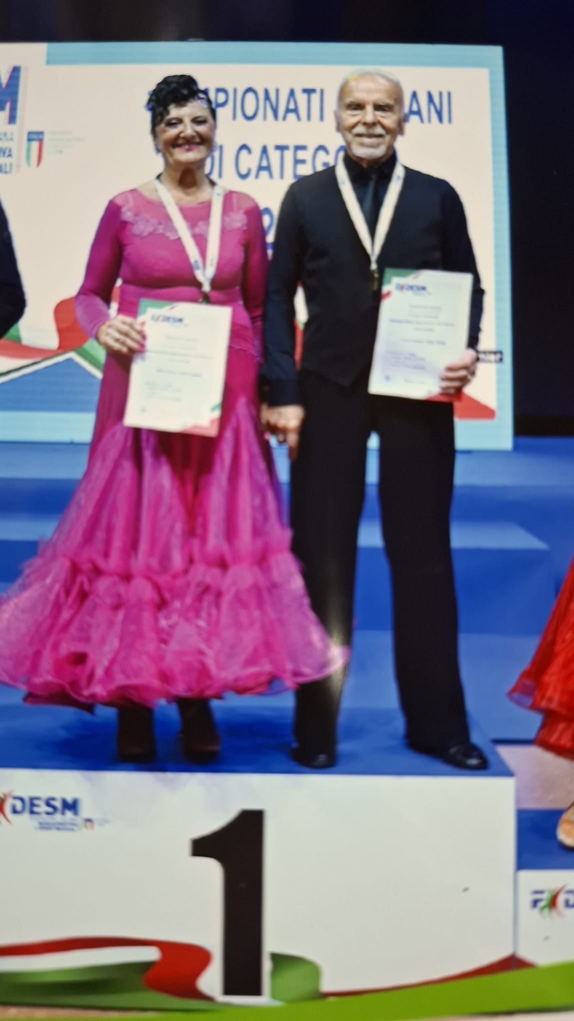 Campioni italiani di categoria. Loreno Grassini e Elena Caringi 75+ danze standard classe C Nemo Dance Project ASD Siena