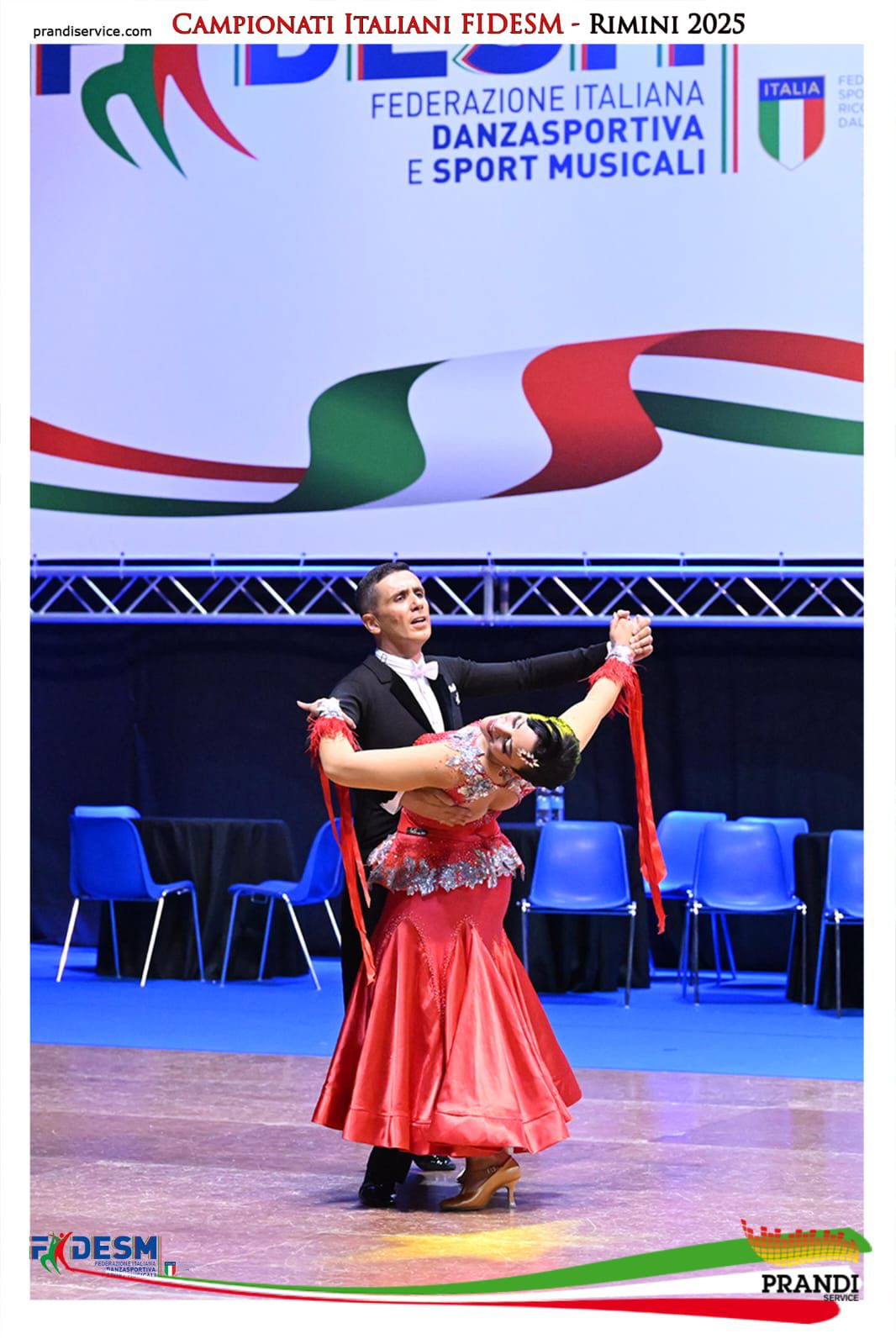 Marco Solinas e Valentina Cantini  1° Classificati Coppa Italia Danze Standard 35/44 classe B1 3° Classificati Danze Standard 35/44 classe B1 2ndi Classificati Combinata 10Balli 35/44 classe A DANCING TEAM