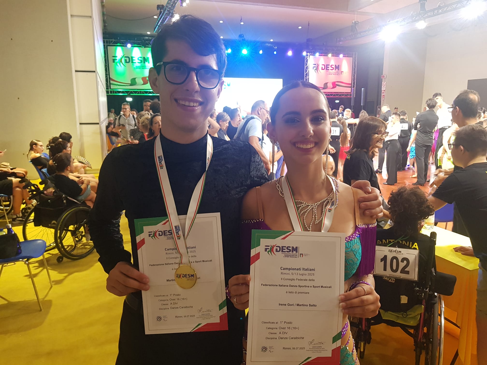 Martino Salto e Irene Gori Disciplina: danze caraibiche paralimpiche DIV Categoria OVER 16 Classe A Se mi aiuti ballo anch'io medaglia oro