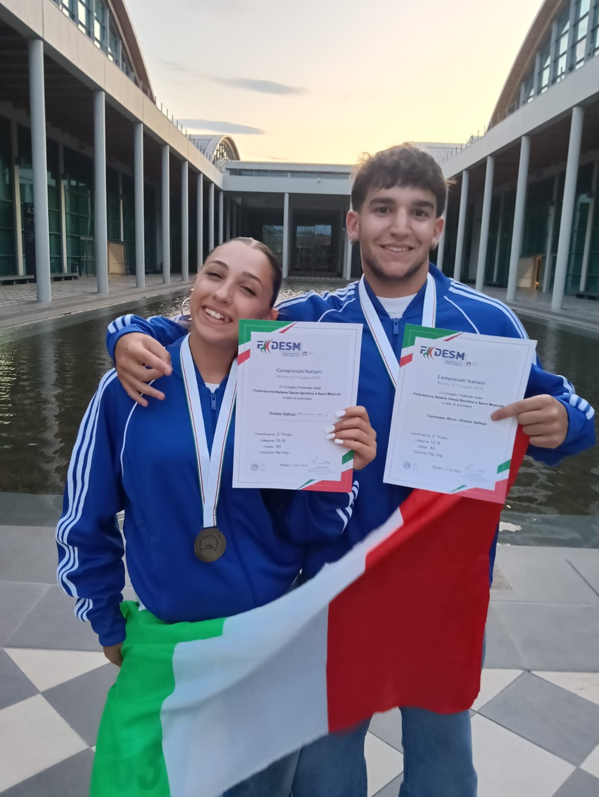 TOMMASO RICCI E EMMA GALLUPI VICECAMPIONI ITALIANI HIP HOP DUO 15-16 CLASSE AS LIVORNO DANZA MAESTRA FILIPPI 
