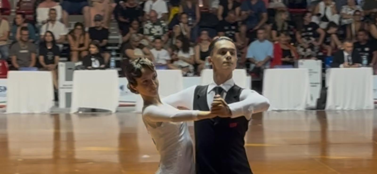 Tommaso e Sofia 2 classificati danze standard 14/15 B2