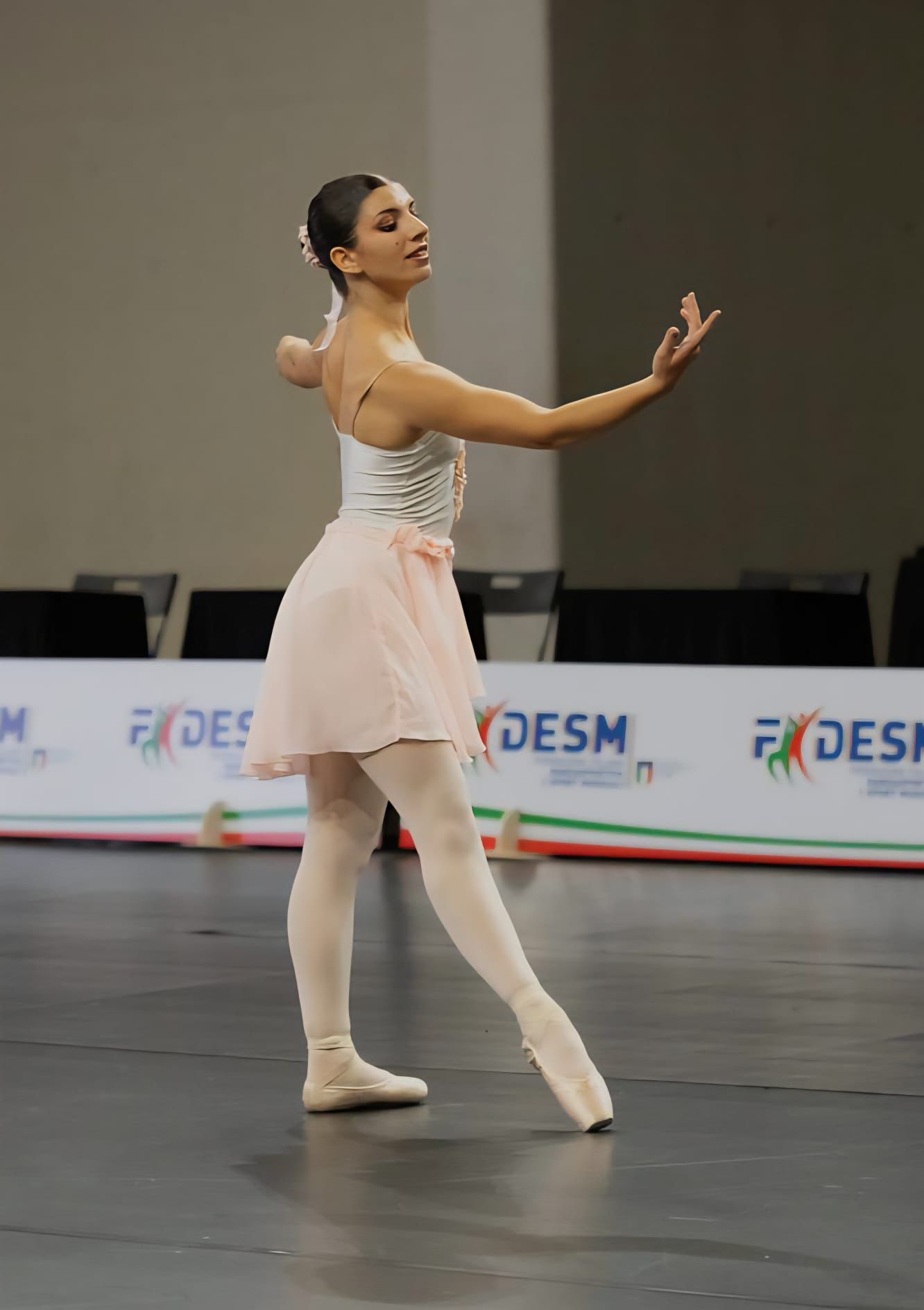Valentina Rugani  2ª classifica Danza Classica Solo Misto Over 17 classe B DANCING TEAM