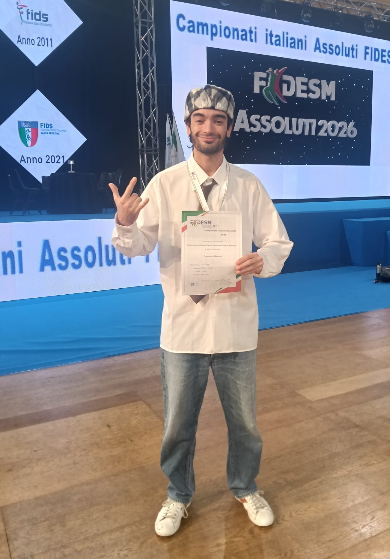 FRANCESCO MAZZONI CATEGORIA 19/29 CLASSE UNICA MEDAGLIA BRONZO HIP HOP BATTLE ..
