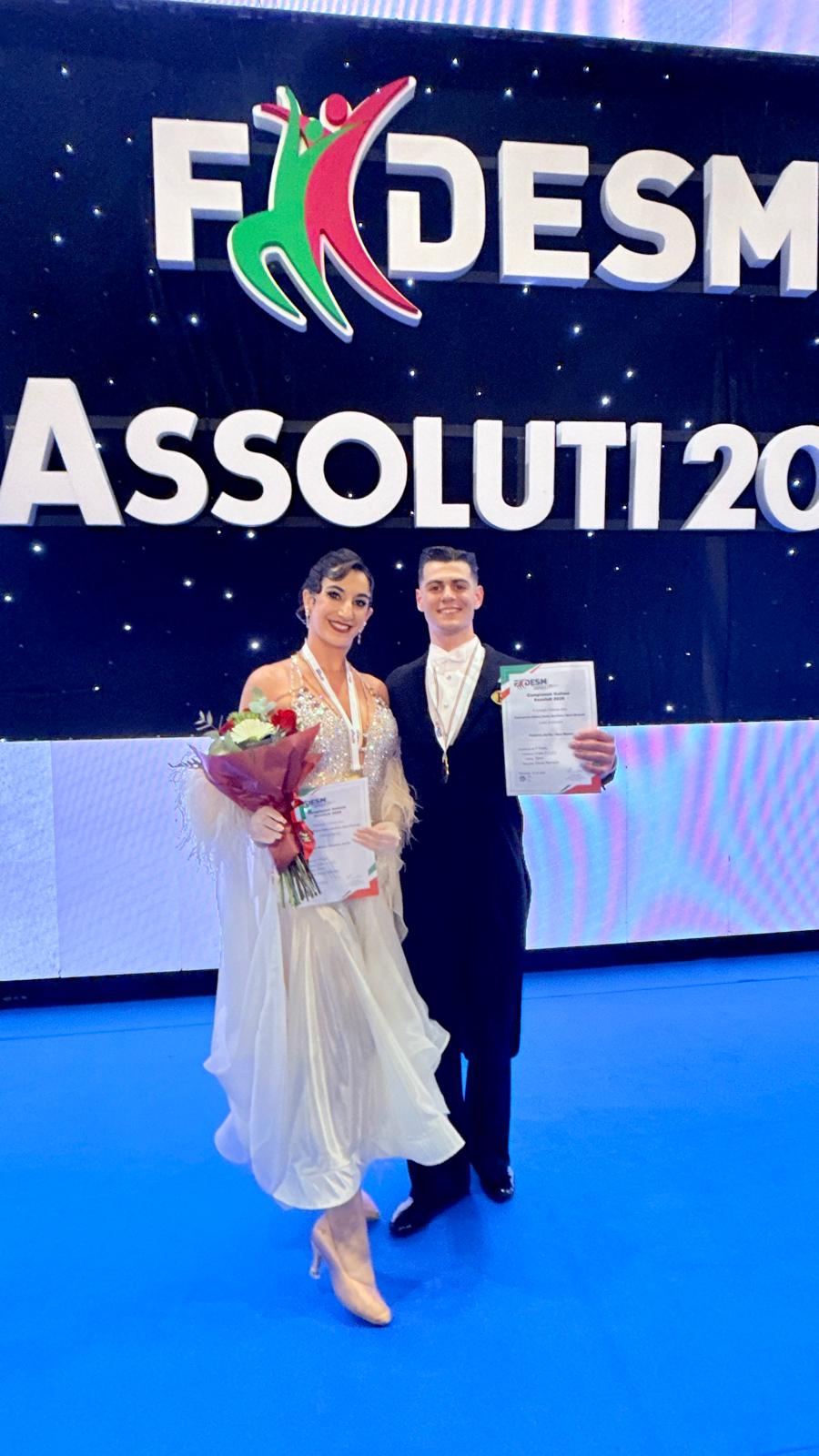 Federico Zerillo e Sara Meloni Campioni Italiani Assoluti 2026 Under/21 Danze Standard A.S.D. TIP TAP SIENA